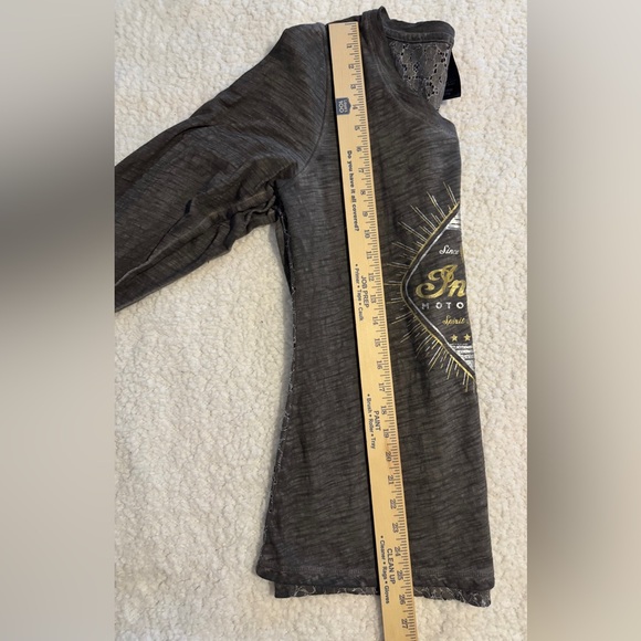 Indian Motorcycle Women's Charcoal Long Sleeve Tee Medium Biker Chic Moto style - Picture 8 of 8